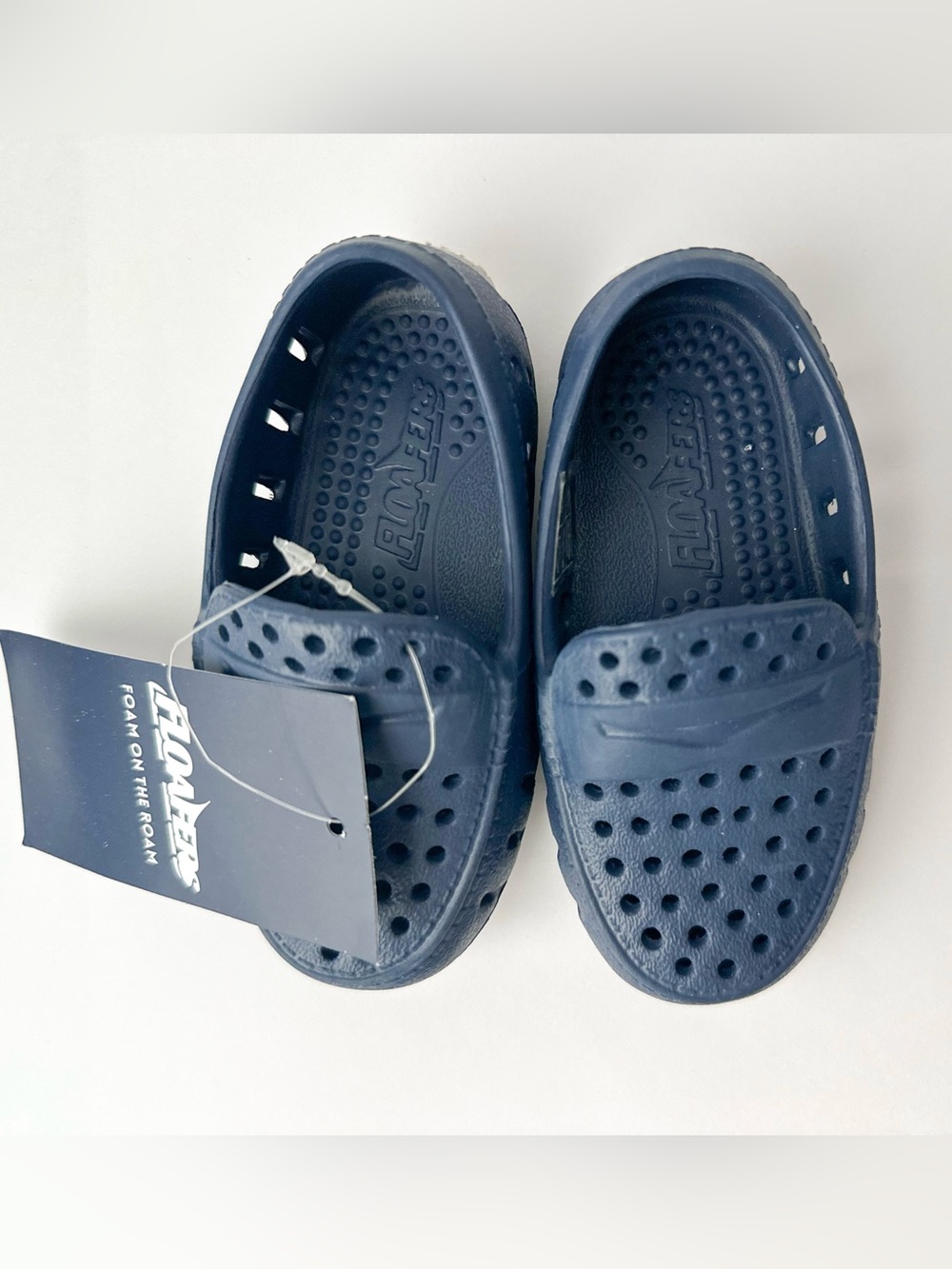 Floafers navy size 4 NWT